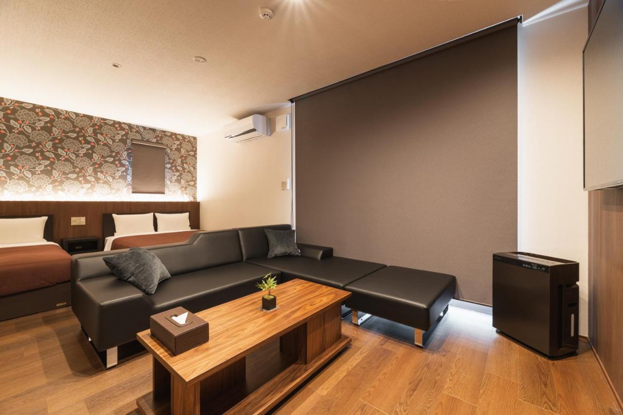 Grand Base Hakata Gofuku Aparthotel Fukuoka  Exteriör bild