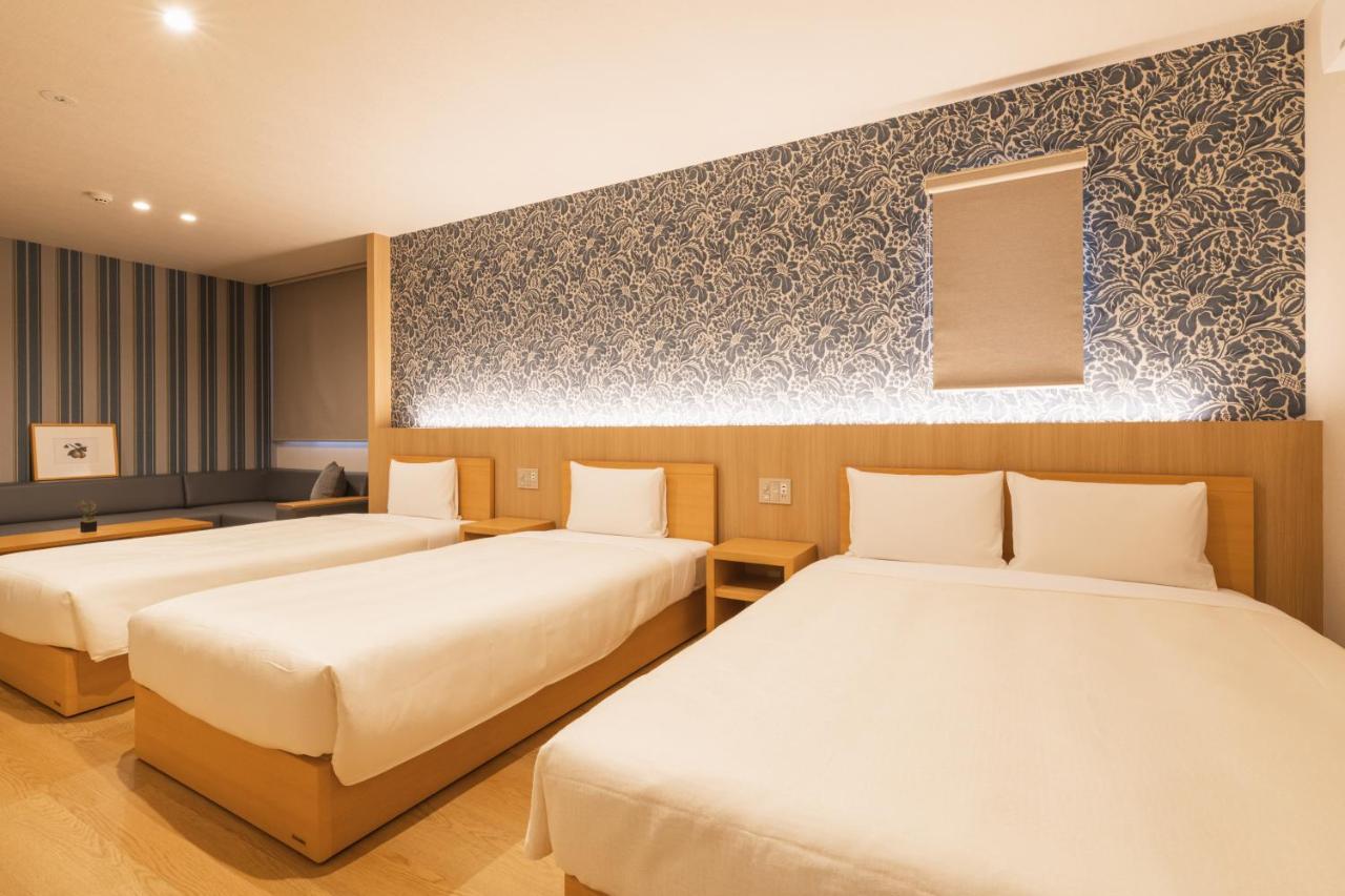 Grand Base Hakata Gofuku Aparthotel Fukuoka  Exteriör bild