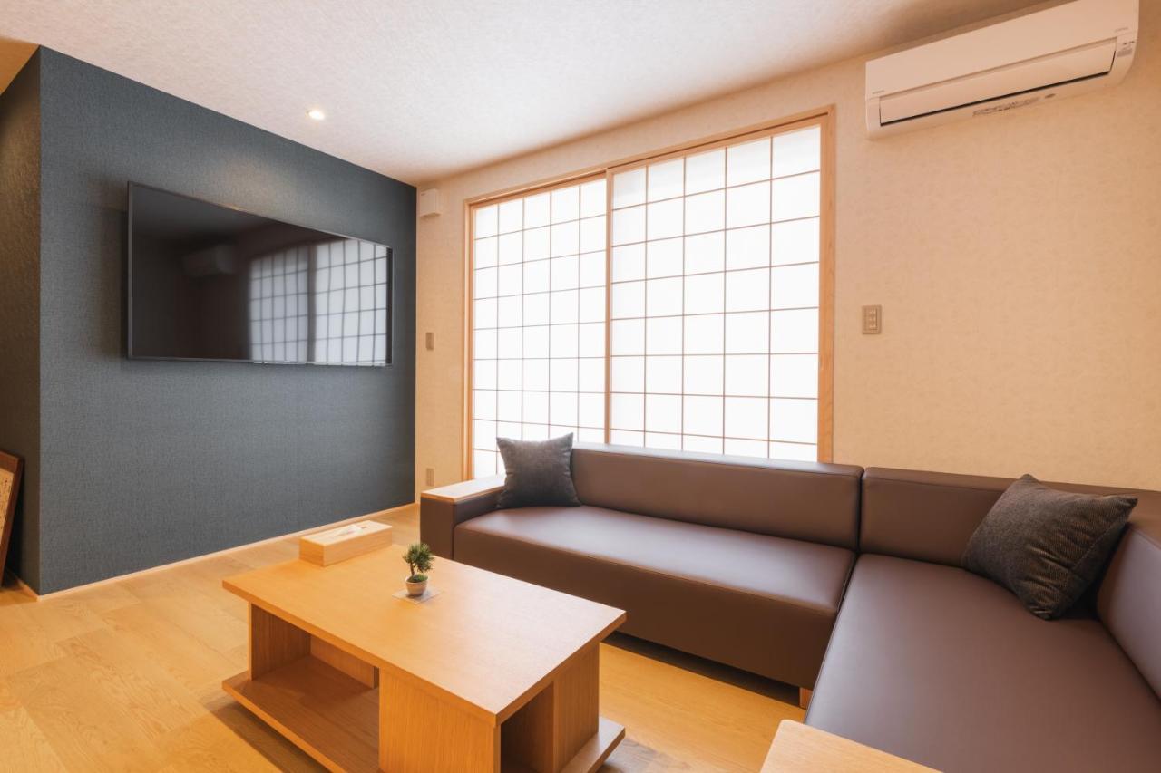 Grand Base Hakata Gofuku Aparthotel Fukuoka  Exteriör bild