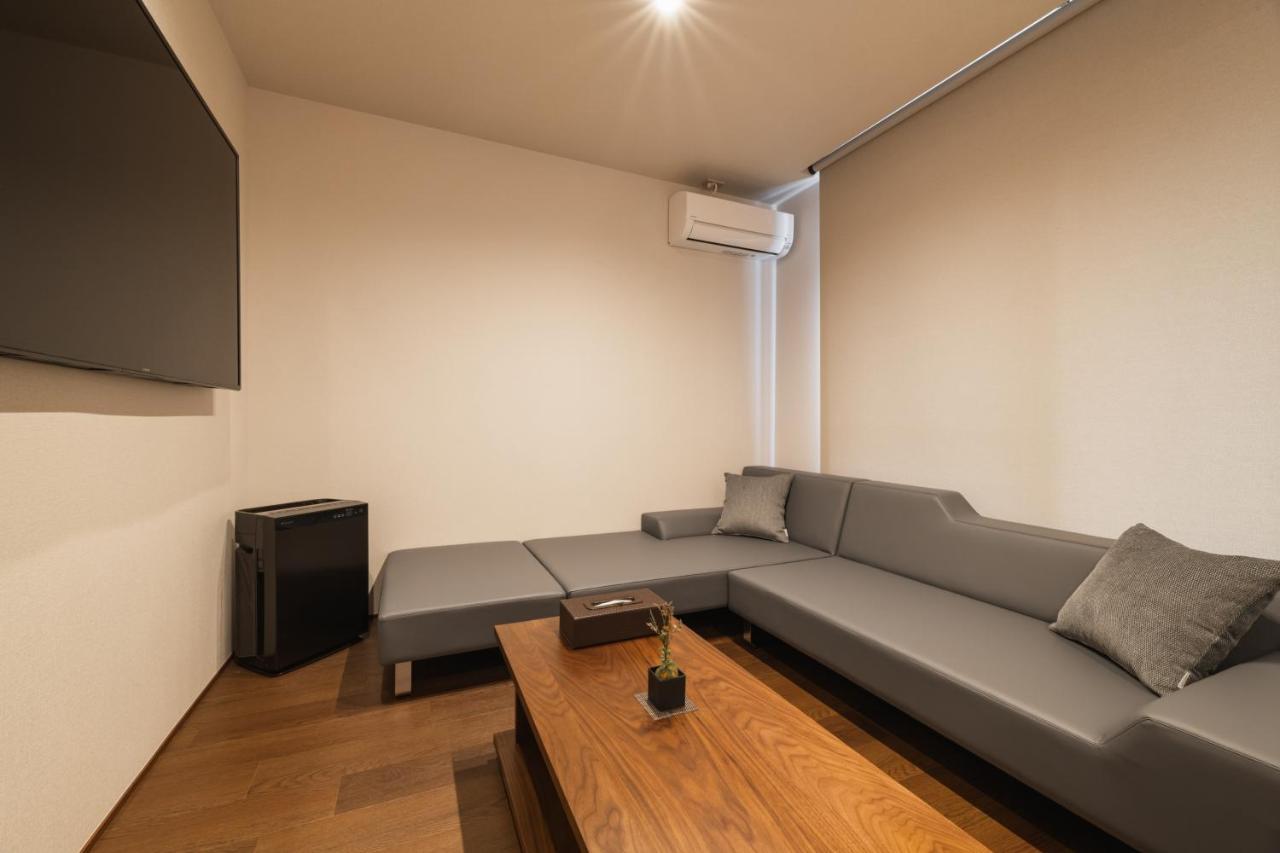 Grand Base Hakata Gofuku Aparthotel Fukuoka  Exteriör bild