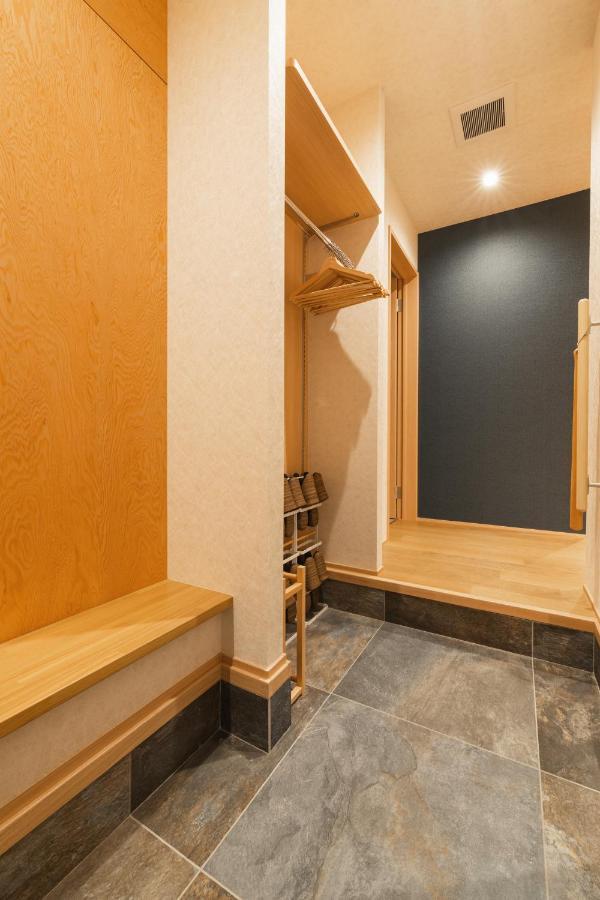 Grand Base Hakata Gofuku Aparthotel Fukuoka  Exteriör bild